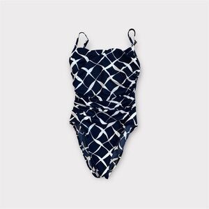 Miraclesuit Ruched Slimming One Piece Swimsuit Navy Blue White size 8 *NWT*